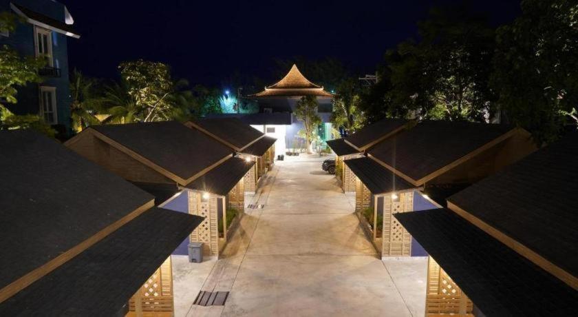 Phattrasom Villa Hua Hin Exterior foto